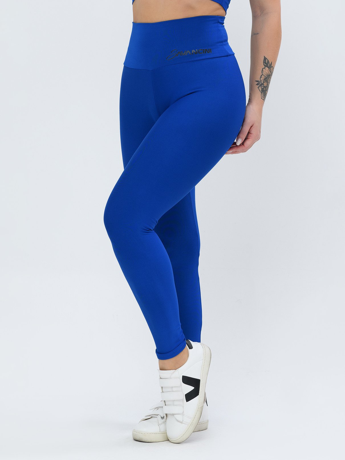 Modelagem exclusiva Moving Pink