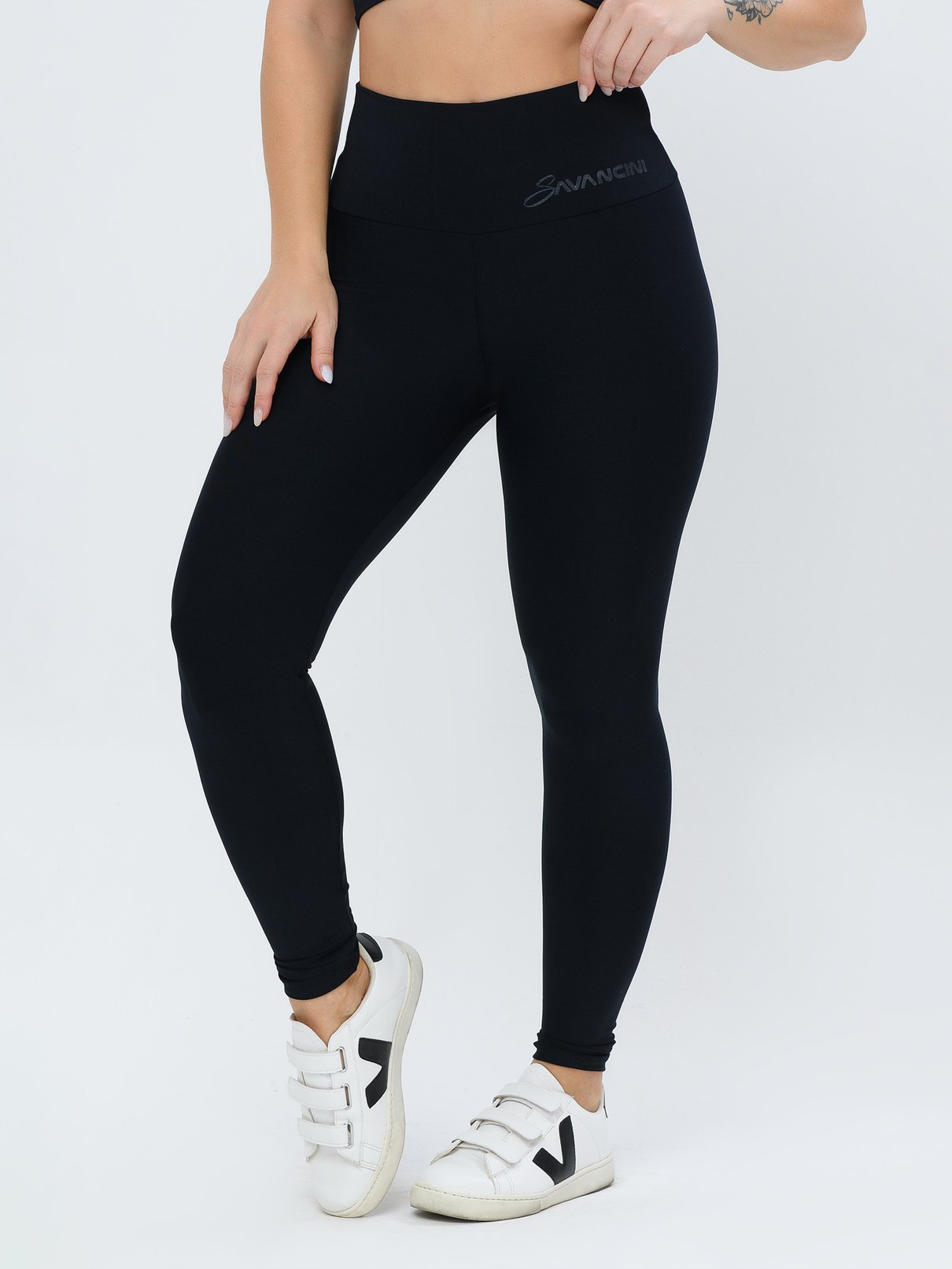 Modelagem exclusiva Moving Pink