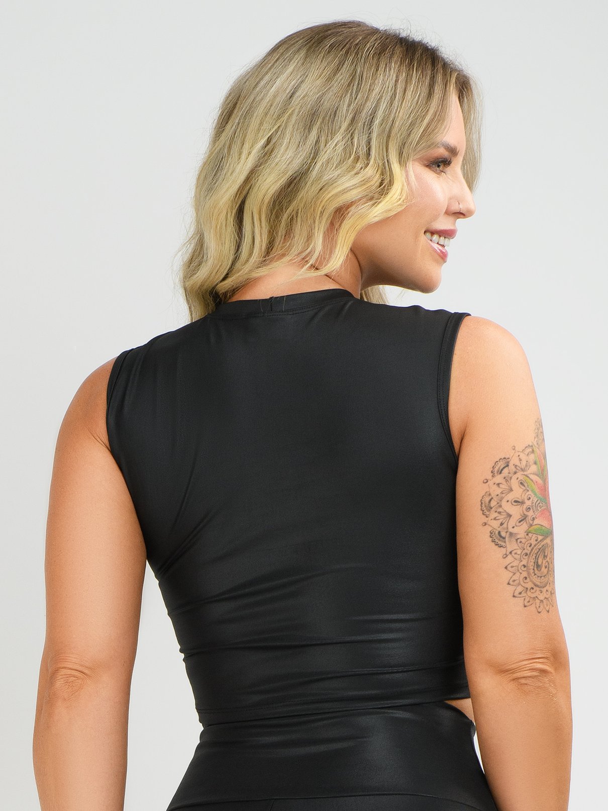 Modelagem exclusiva Moving Pink