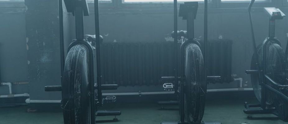 Bicicleta na academia: Para que serve e quais os benefícios?