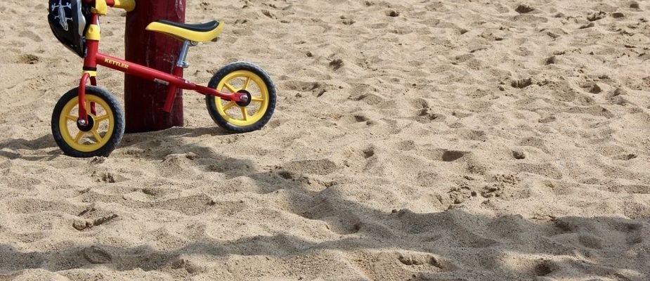 Para qual idade é recomendada a bicicleta de equilíbrio?