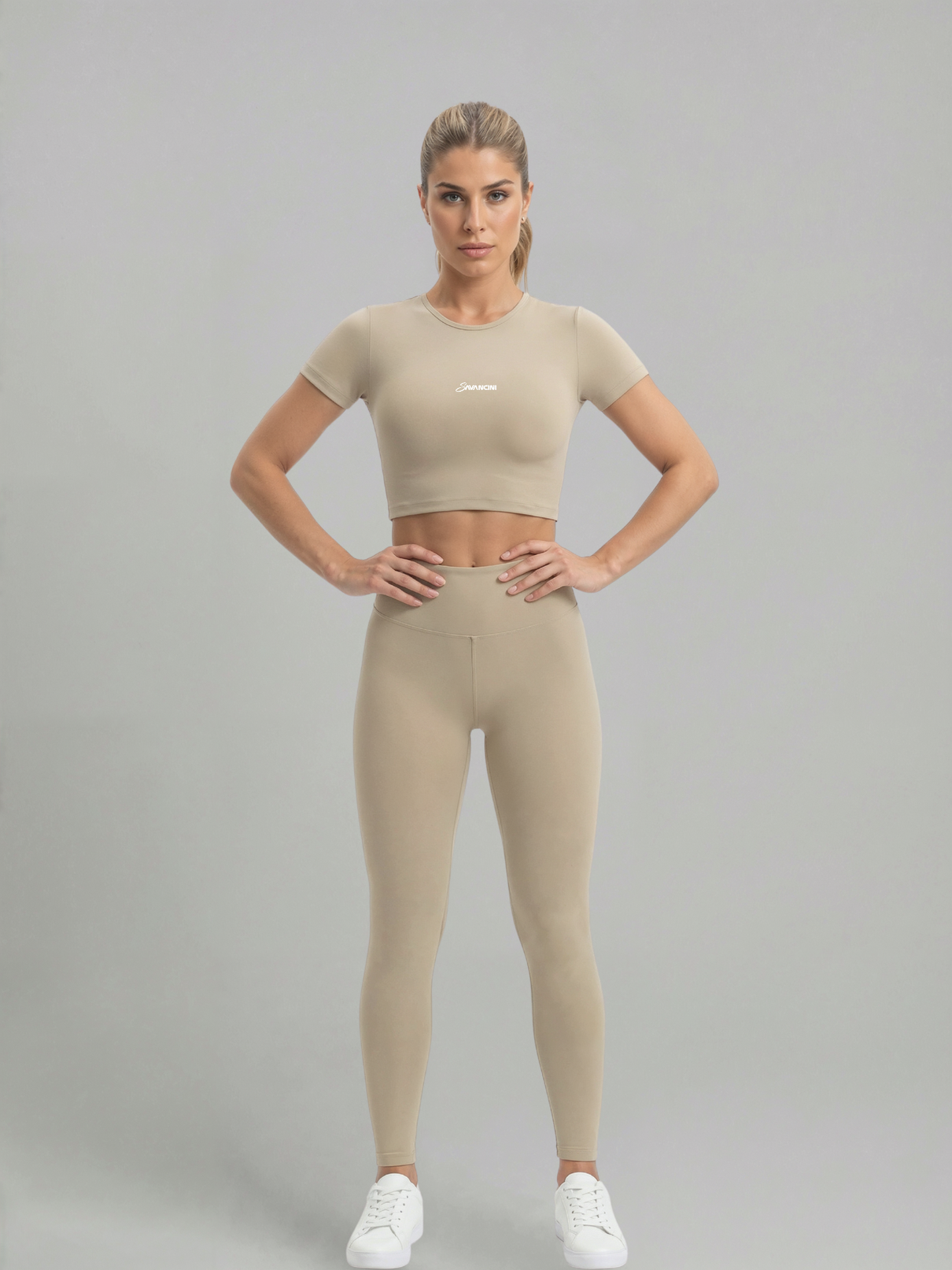 Conjunto Legging Cropped Savancini Flow Duna &mdash; vista frontal
