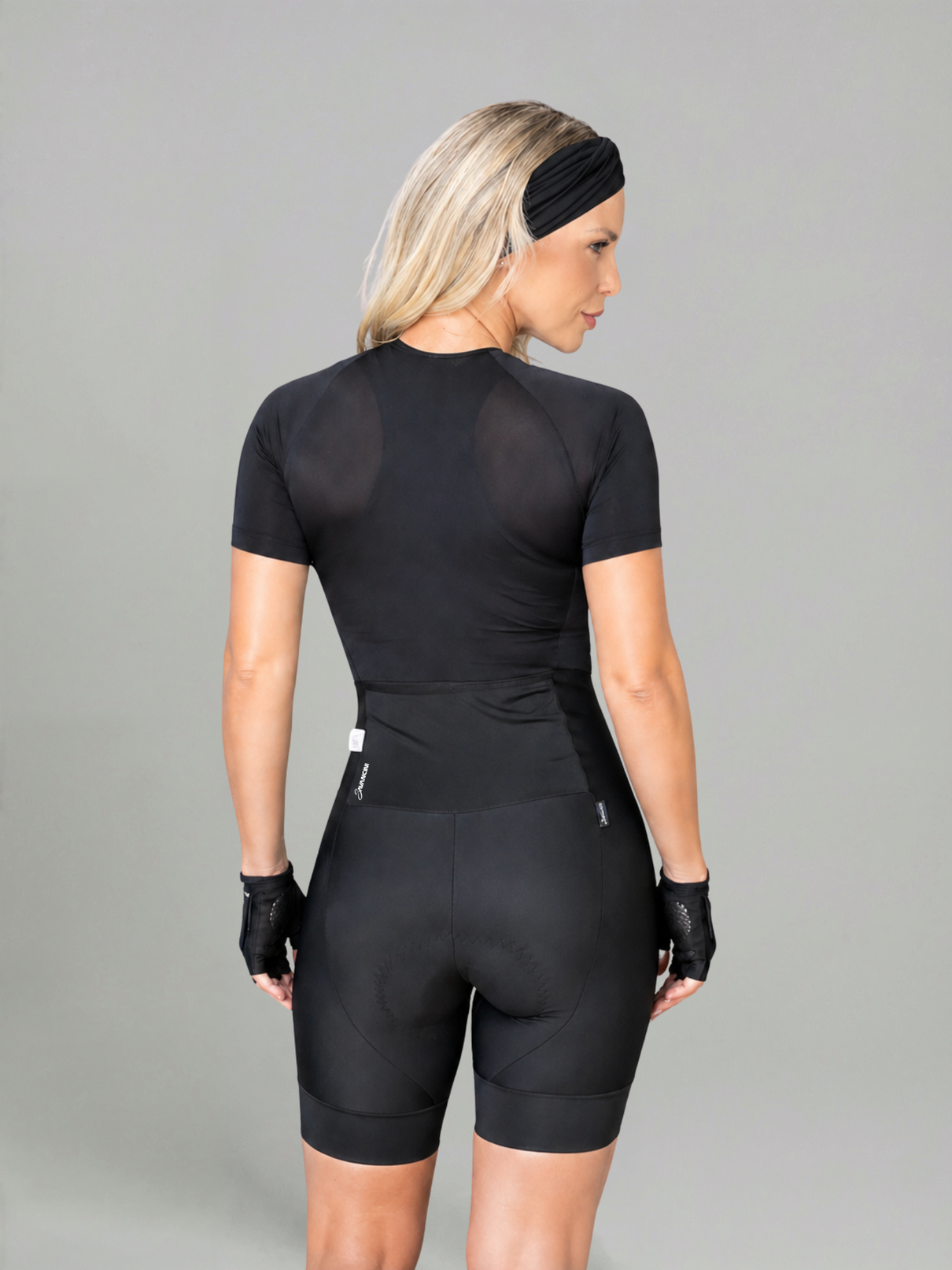 Macaquinho Ciclismo Feminino Allure Preto Savancini - detalhe